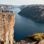 Découvrez preikestolen : la randonnée incontournable en norvège
